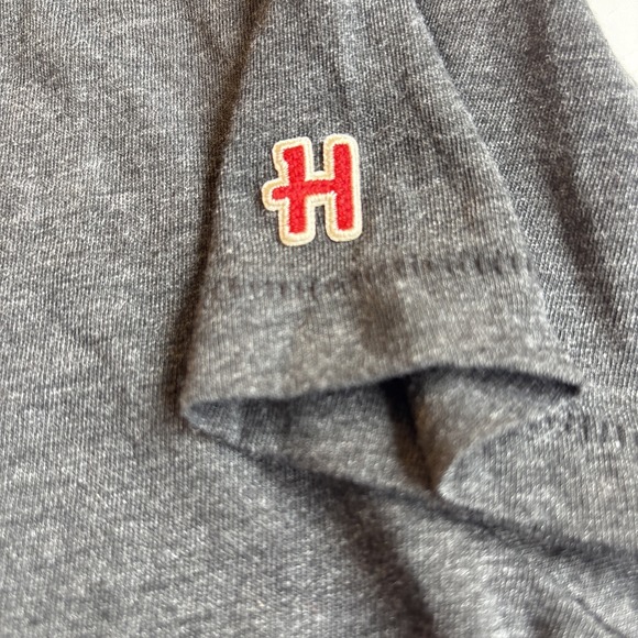 Homage Shirt NWT WNBA Jam Sabally‎ Vs. Ogunbowale Size Medium NEW! - Picture 3 of 6